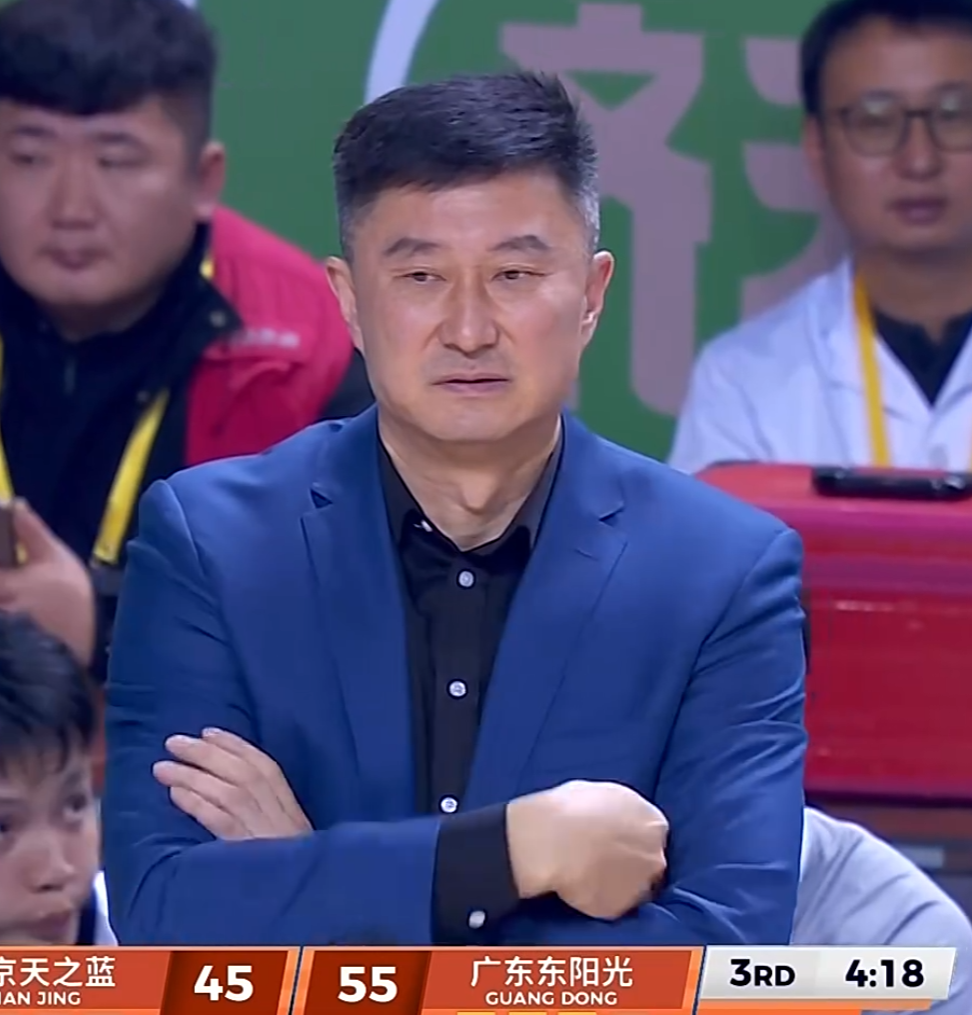 开云体育官方入口-广东迎来终局之战!杜锋接受大考,胡明轩证明自己,徐杰逆转关键